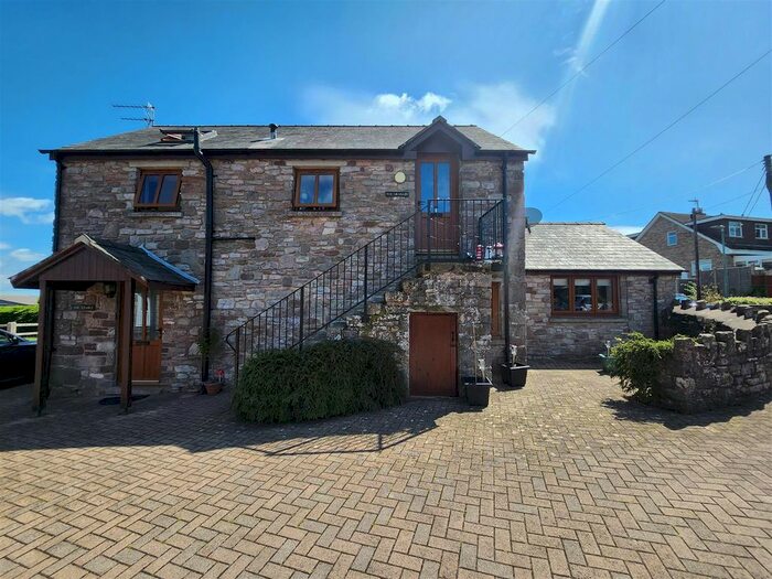 1 Bedroom Flat To Rent In East Street, St. Briavels, Lydney, GL15