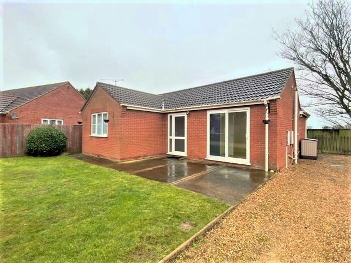 3 Bedroom Detached Bungalow To Rent In Baileys Close, Holbeach, Spalding, PE12