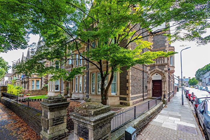 2 Bedroom Flat For Sale In The Hamiltons, Cathedral Road, Cardiff, CF11