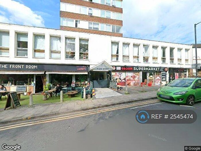 1 Bedroom Flat To Rent In Thame House, High Wycombe, HP13