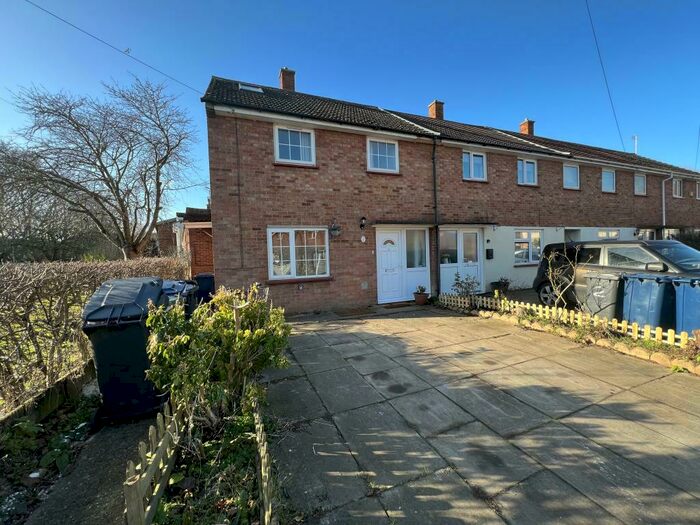 4 Bedroom End Of Terrace House To Rent In Wagstaff Close, Cambridge, CB4