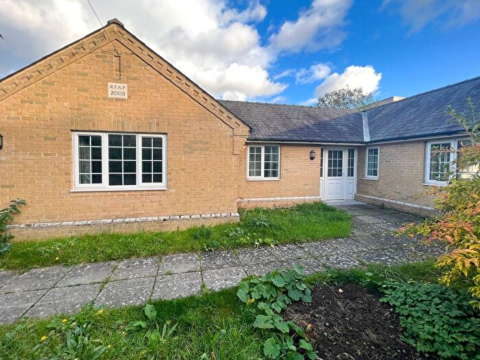 3 Bedroom Detached House To Rent In High Street, Trumpington, Cambridge, CB2