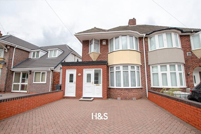 3 Bedroom Semi-Detached House For Sale In Rocky Lane, Perry Barr, Birmingham, B42