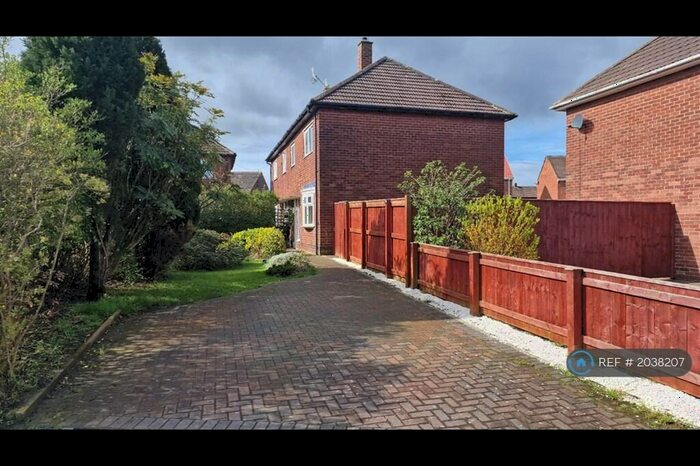 3 Bedroom Semi-Detached House To Rent In Clyde Avenue, Hebburn, NE31