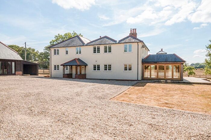 5 Bedroom Flat To Rent In Silchester, Reading, RG7