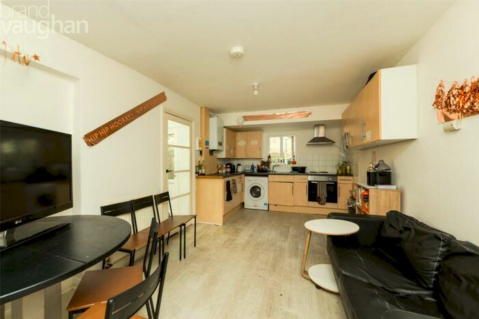 7 Bedroom Terraced House To Rent In Roedale Road, Brighton, East Sussex, BN1