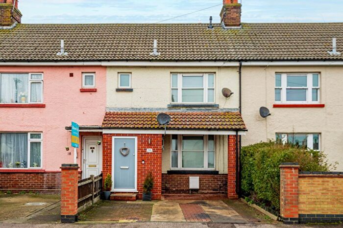 3 Bedroom Terraced House For Sale In Madden Avenue, Great Yarmouth, NR30