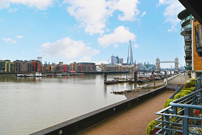 2 Bedroom Apartment For Sale In Wapping High Street, Capital Wharf, E1W