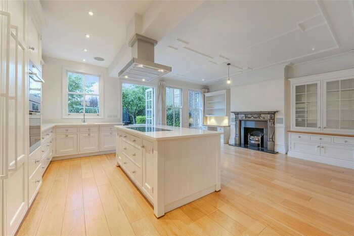 7 Bedroom Semi-Detached House To Rent In Kitson Road, Barnes, SW13