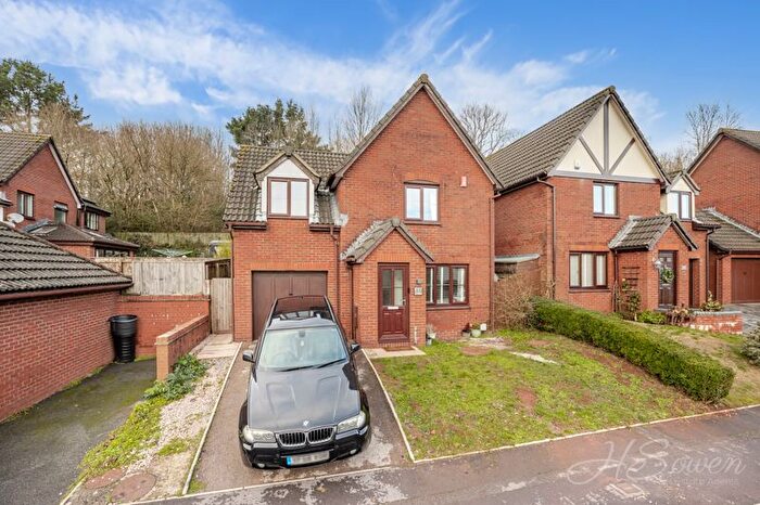 3 Bedroom Detached House For Sale In Heron Way, Torquay, TQ2