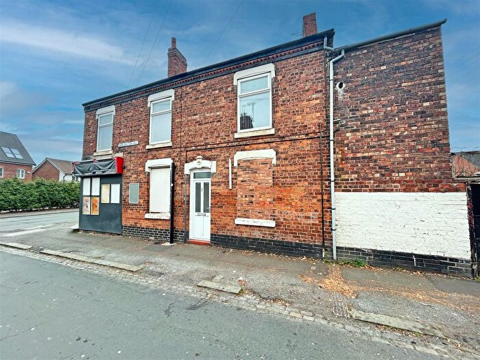 2 Bedroom Flat To Rent In First Floor Flat, West Street, Crewe, CW1