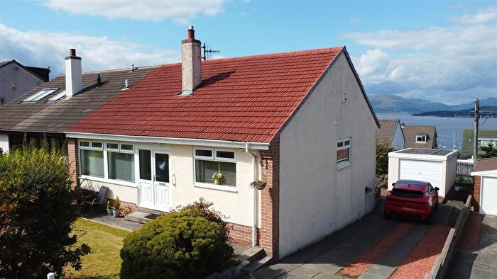3 Bedroom Semi-Detached Bungalow For Sale In Oxford Avenue, Gourock, PA19