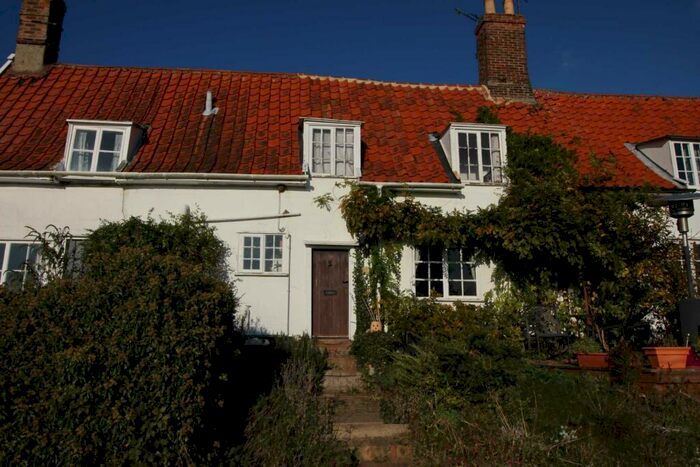 2 Bedroom Terraced House To Rent In Low Road, Woodbridge, IP13