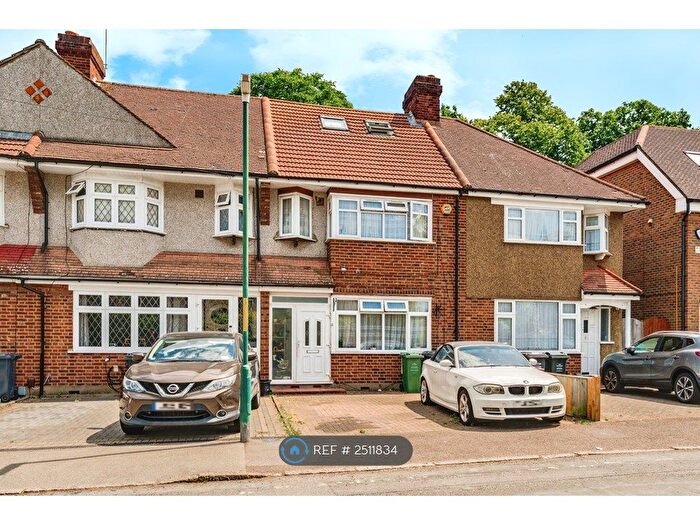 4 Bedroom Terraced House To Rent In West Hill Drive, Dartford, DA1