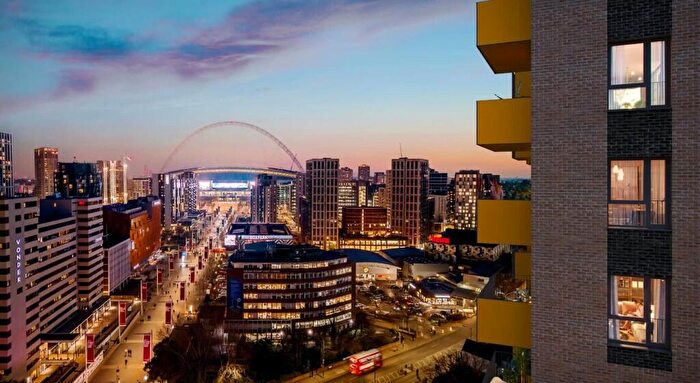 10 Bedroom Block Of Apartments For Sale In Brook Avenue, Wembley, Middlesex, HA9