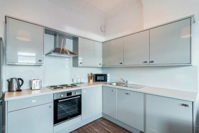 2 Bedroom Flat To Rent In Blackness Road, West End, Dundee, DD2