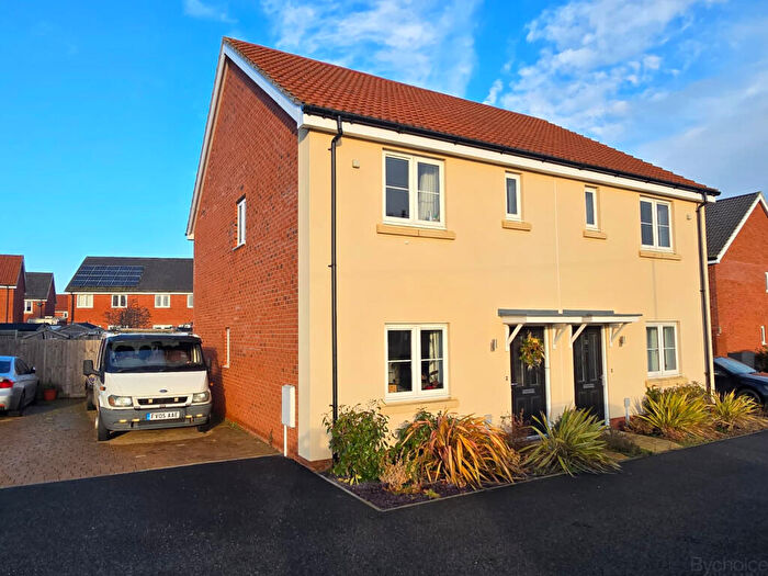 2 Bedroom Semi Detached House For Sale In Pyes Close, Walsham Le Willows, Bury St Edmunds, IP31
