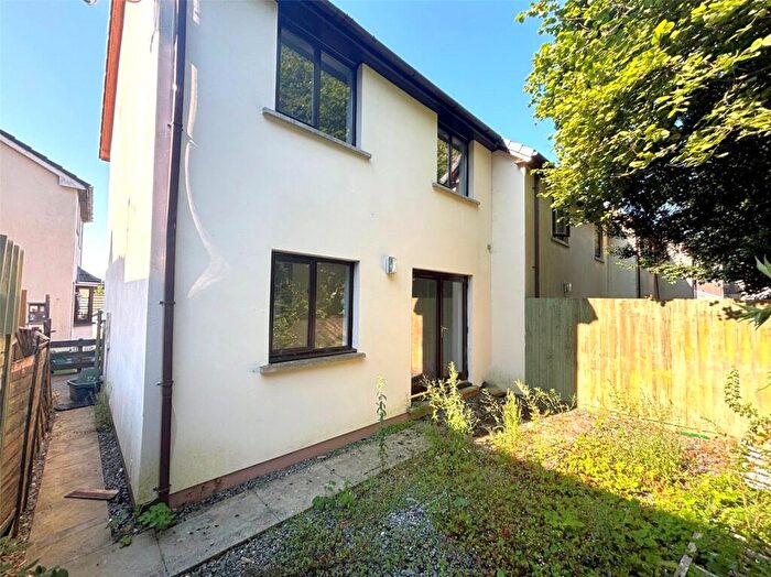 2 Bedroom End Of Terrace House For Sale In Victoria Close, Narberth, Pembrokeshire, SA67