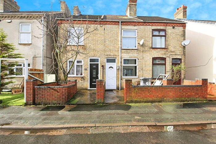 3 Bedroom End Of Terrace House For Sale In Gladstone Street, Peterborough, PE1