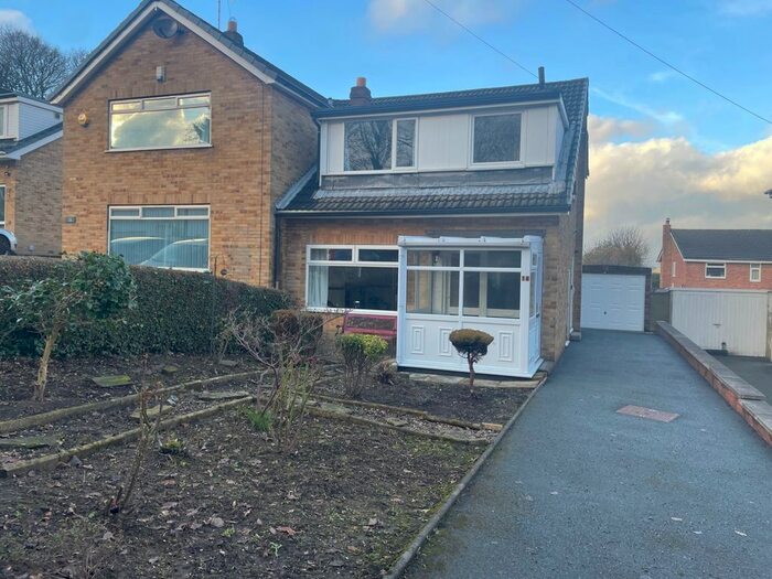 3 Bedroom Semi-Detached House To Rent In Beckwith Drive, Bradford, West Yorkshire, BD10