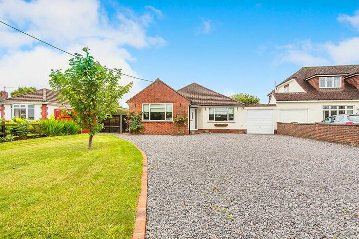 3 Bedroom Bungalow To Rent In Fairthorne Rise, Old Basing, Basingstoke, Hampshire, RG24