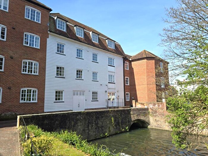 1 Bedroom Apartment For Sale In Deans Mill Court, The Causeway, Canterbury, CT1