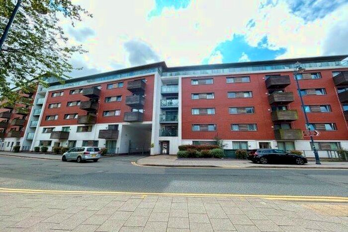 1 Bedroom Bungalow To Rent In Skyline, Birmingham, B1