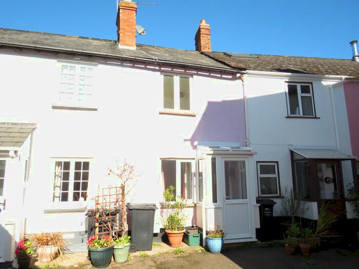 2 Bedroom Property To Rent In Cefn Court, Manor Road, Minehead, TA24