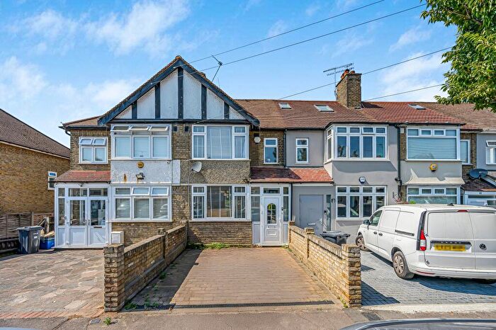 2 Bedroom Terraced House To Rent In Uplands Road, Woodford Green, Redbridge, IG8
