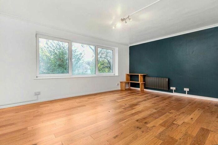 Studio To Rent In Liskeard Gardens, London, SE3