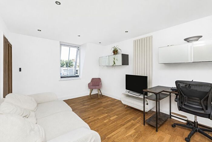 1 Bedroom Flat To Rent In Marcia Road, London, SE1