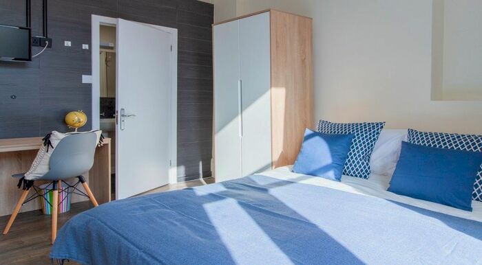 1 Bedroom Studio To Rent In 101-105 Gower Street, London WC1E