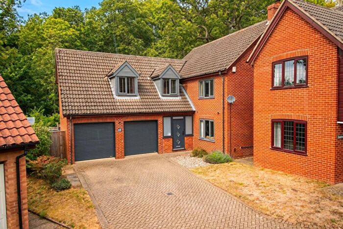 5 Bedroom Detached House For Sale In Shakespeare Way, Taverham, Norwich, NR8
