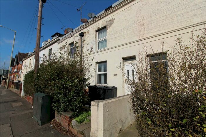 1 Bedroom Flat To Rent In Somerset Road, Ashford, Kent, TN24