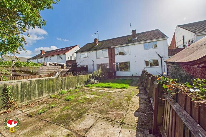 2 Bedroom Maisonette For Sale In Astor Close, Brockworth, Gloucester, GL3