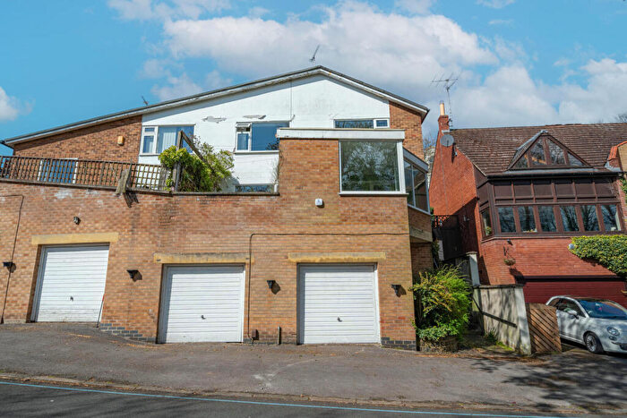 4 Bedroom Semi Detached House For Sale In Tennis Drive, Nottingham, NG7