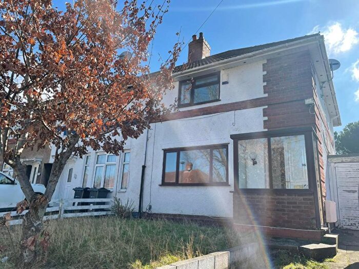 3 Bedroom End Of Terrace House To Rent In Harvington Road, Weoley Castle, Birmingham, B29