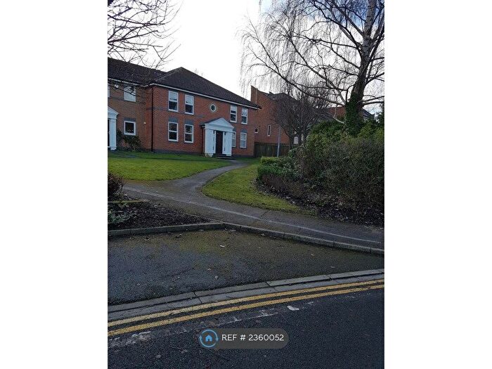 2 Bedroom Flat To Rent In Off Hull Road, York, YO10