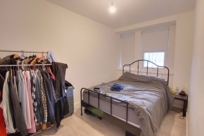 1 Bedroom Flat To Rent In Windsor Road, Trowbridge, BA14