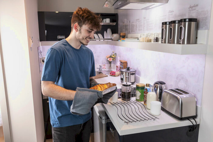 1 Bedroom Private Hall To Rent In Welford Road, Leicester, Leicestershire, LE2