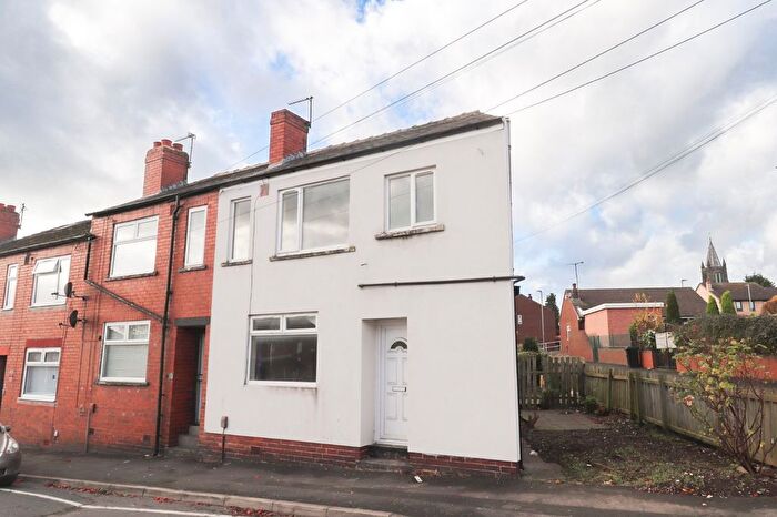 2 Bedroom End Terrace House To Rent In Armley Grove Place, Leeds, West Yorkshire, LS12