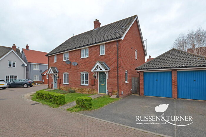 3 Bedroom Semi Detached House For Sale In Ancar Road, South Wootton, PE30