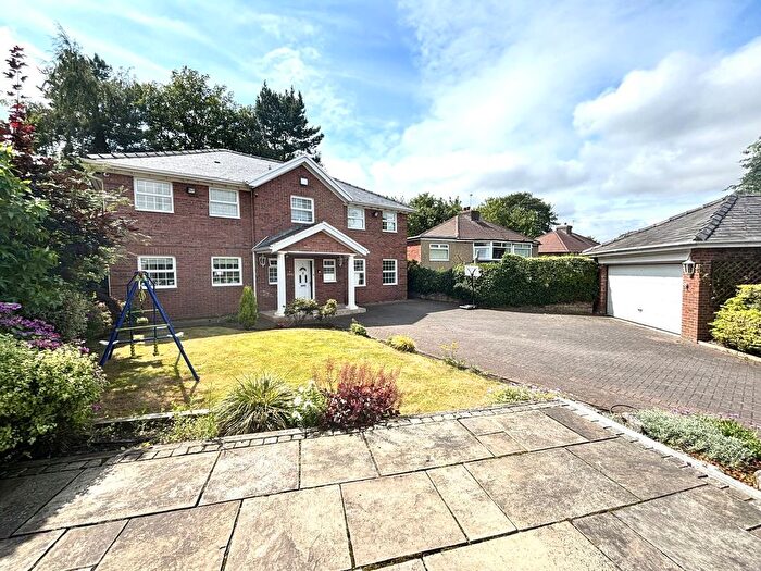 5 Bedroom Detached House For Sale In Stand Lane, Radcliffe, M26