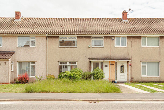 3 Bedroom Terraced House For Sale In Coniston Road, Patchway, Bristol, BS34