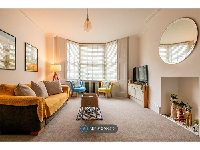 2 Bedroom Flat To Rent In Waterloo Street, Hove, BN3