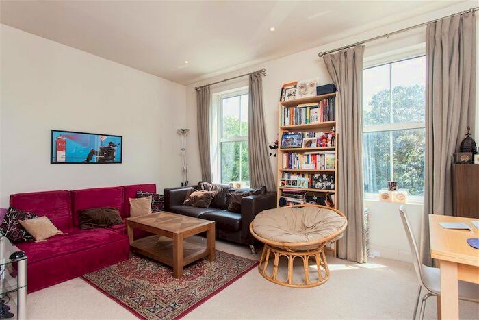 1 Bedroom Flat To Rent In Old Brompton Road, London, SW5