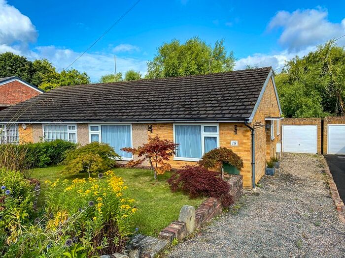 2 Bedroom Semi-Detached Bungalow For Sale In Stream Pit Lane, Sandhurst, TN18