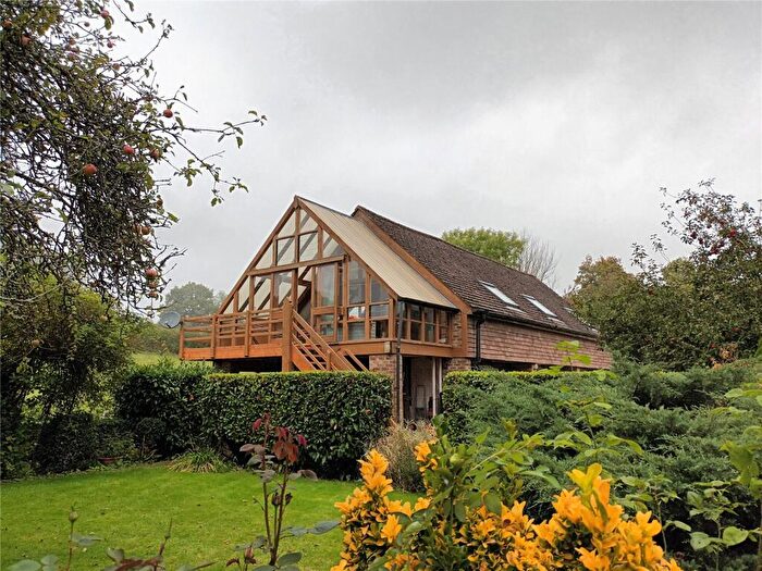 Flat To Rent In Gay Street, Pulborough, RH20