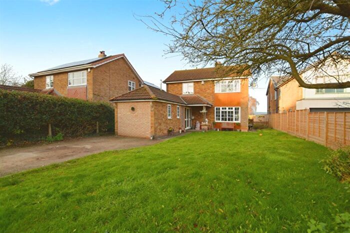 4 Bedroom Detached House For Sale In Meggitt Lane, Winteringham, DN15