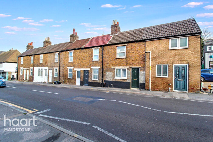 2 Bedroom Terraced House To Rent In Upper Stone Street, Maidstone, ME15